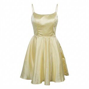 Short Homecoming Dresses for Sale up to 90% Off: Poshmark